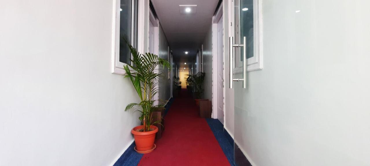 B R Inn Bangalore Exterior foto